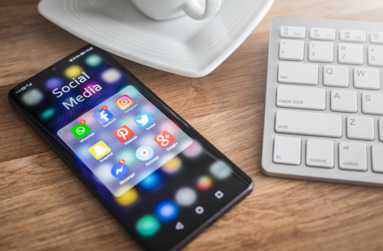 Image illustrant les sociaux média